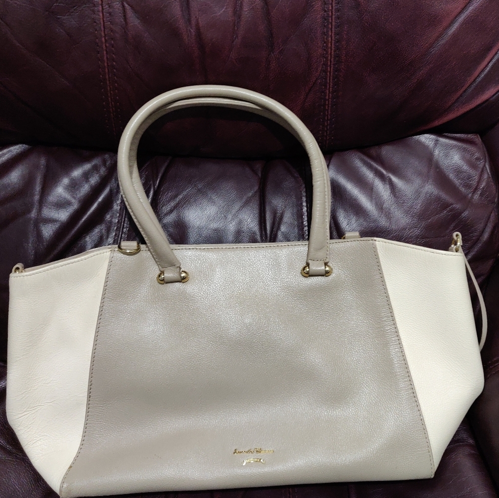 Samantha Thavasa bag